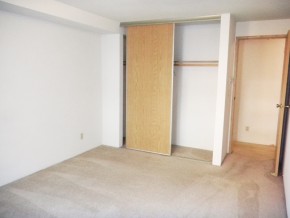 chianti-court-bedroom-1.1